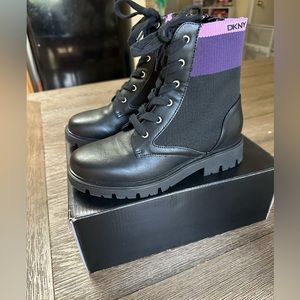 DKNY girls stassi knit boots